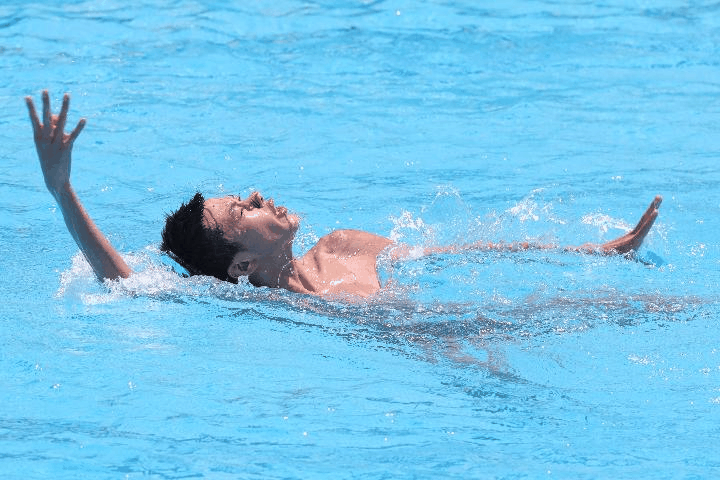 花样游泳世界杯埃及站：杨顺诚、戴诗意分获男、女单人自由自选金牌