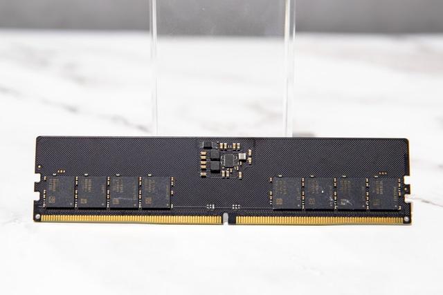 影驰HOF OC Lab大师S DDR5-5800内存评测：纯白羽翼，实力之作