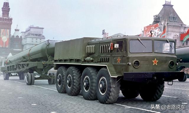 苏维埃八轮巨兽——MAZ-537重型卡车的前世今生
