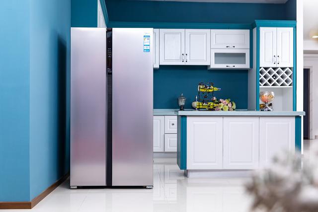 大容积冰箱先驱者！美的629冰箱深度体验评测