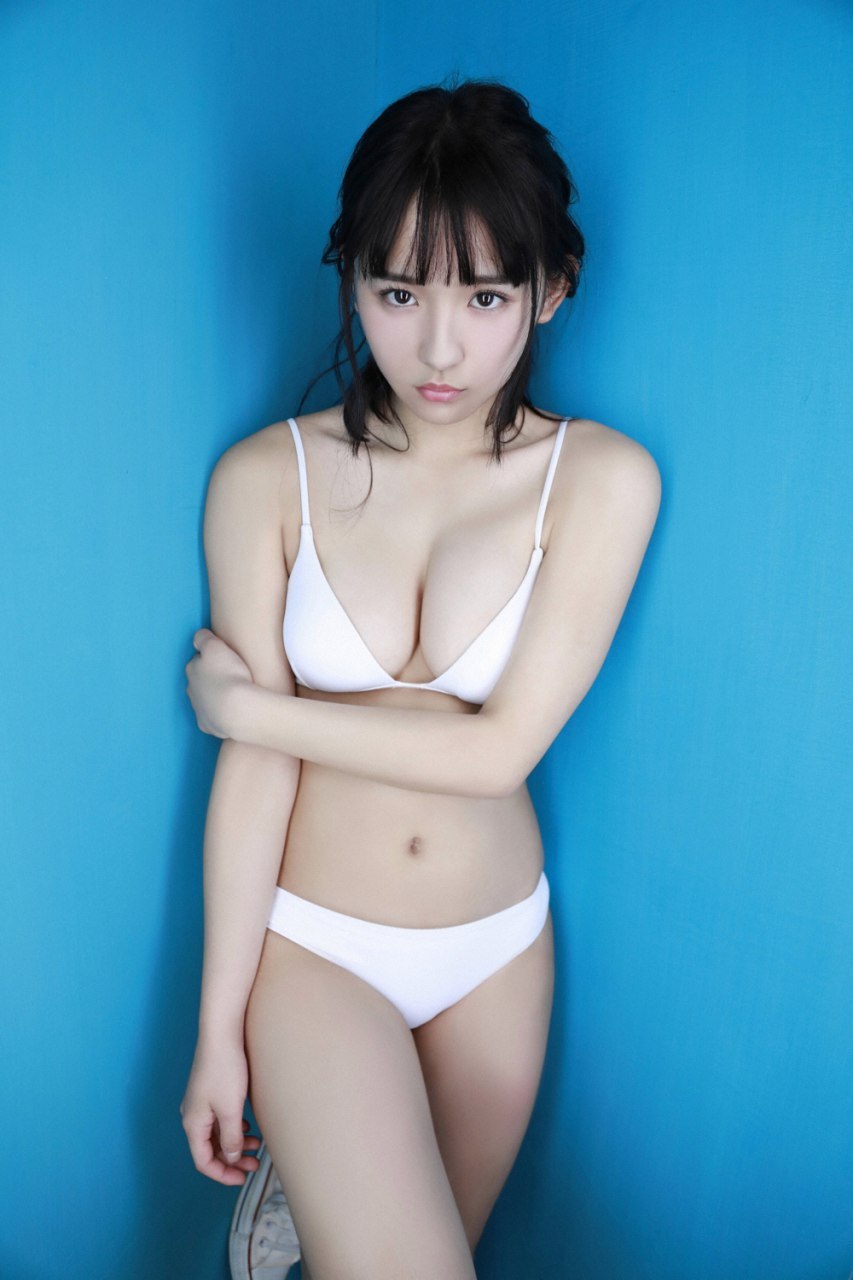 清纯美丽的邻家女孩