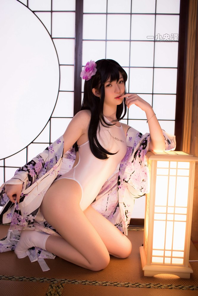 清纯妹子玩cosplay二次元萝莉翘臀