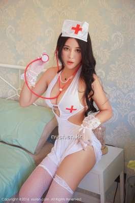 叶佳颐护士制服丝袜性感图片