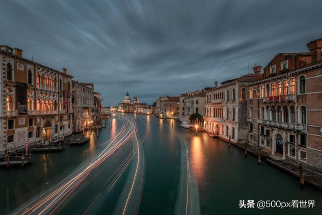 “水城”威尼斯，世界上唯一没有汽车的城市