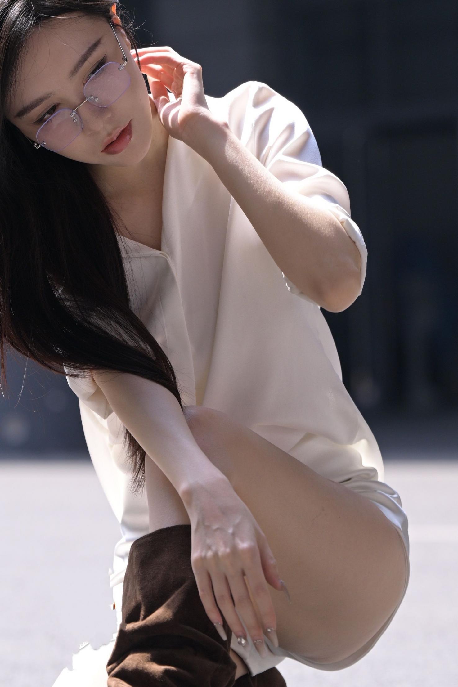 短裤美女[25P]