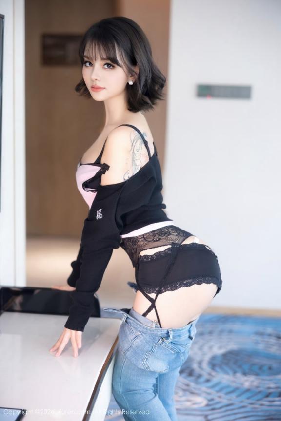 可爱丽苏苏美腿丝袜诱惑