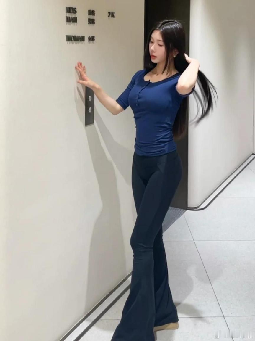 翘臀的美[29P]