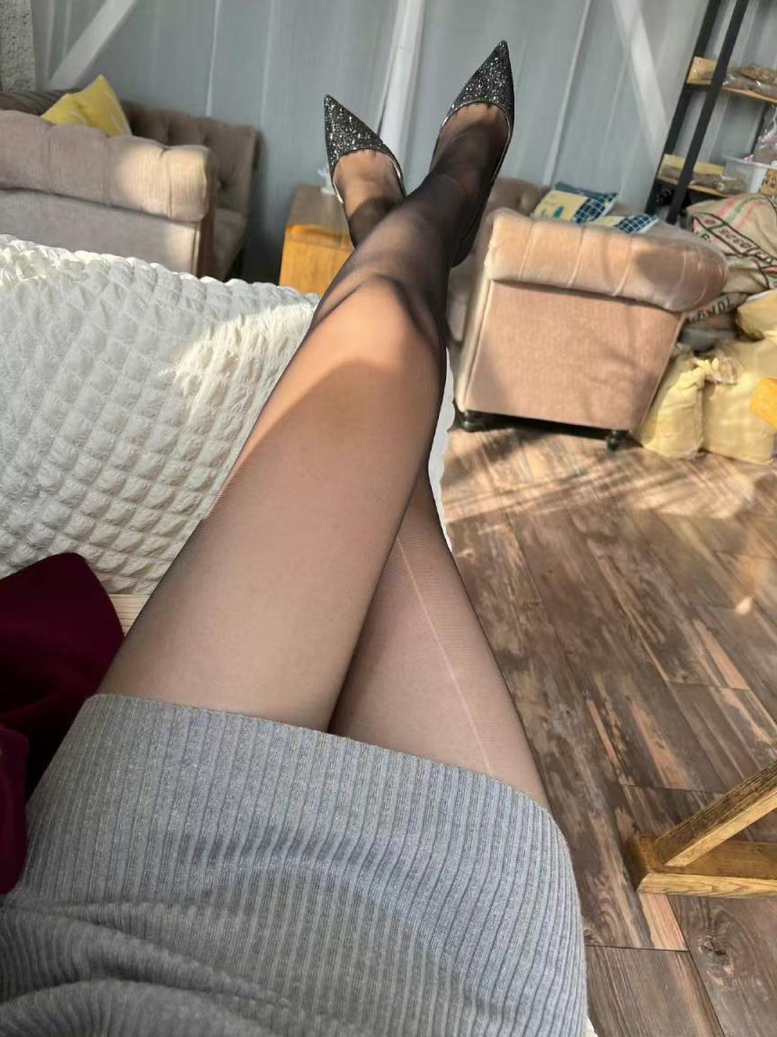 丝袜美腿的诱惑美